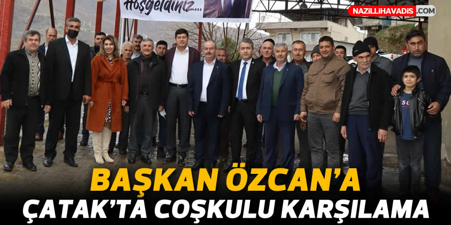 Başkan Özcan’a Çatak’ta coşkulu karşılama