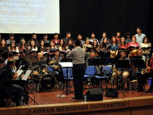 ADÜ Gençlik Korosu İlk Konserini Veriyor‏