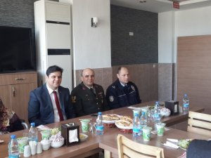 Kaymakam Öztürk, Şehit Aileleri ve Gazilerle Buluştu