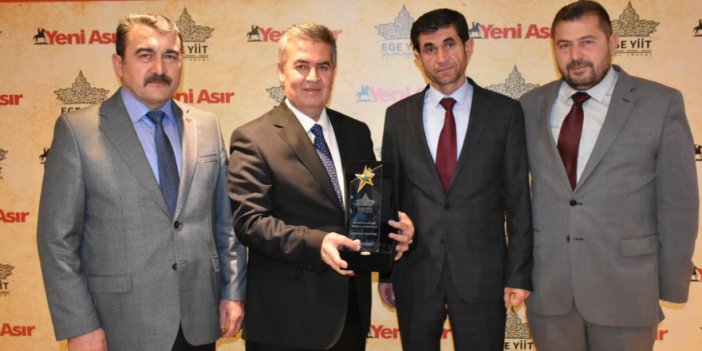 Buharkent’e “Ege’ye Değer Katan Belediye Ödülü” verildi