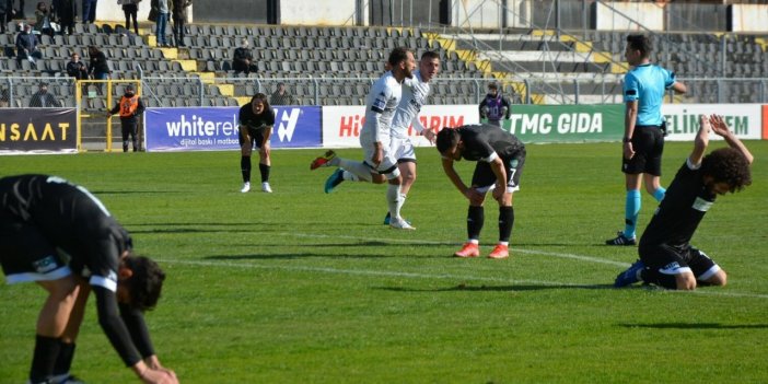 Nazilli Belediyespor'dan golcü atağı