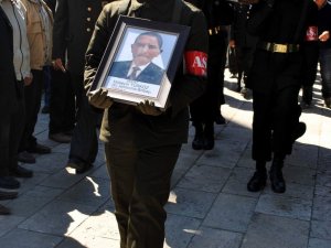 Emekli Binbaşı Türköz Son Yolculuğuna Askeri Törenle Uğurlandı