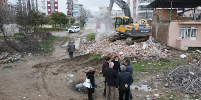 Başkan Özcan sahada dur durak bilmiyor