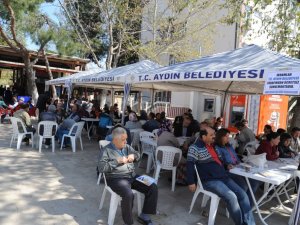 Aydın Belediyesi’den YGS Heyecanı Yaşayan Velilere Destek