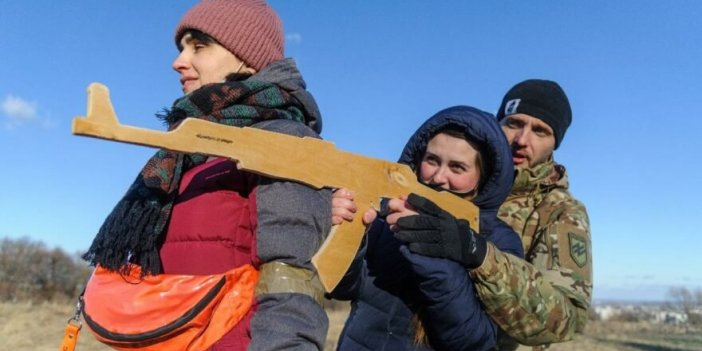 Ukrayna yedek askerleri göreve çağırdı: Maksimum bir yıl