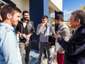 Kayalı, Üniversiteli Gençlerle Bir Araya Geldi