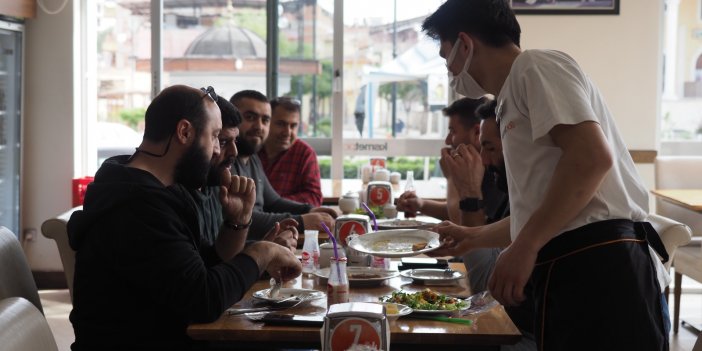 Restoranlarda zam kaçınılmaz: “Zam gelmeyen bir ürün yok”