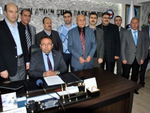 Gençlik Kendisini Değersiz Görüyor