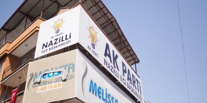 AK Parti Nazilli yeni binasına taşındı
