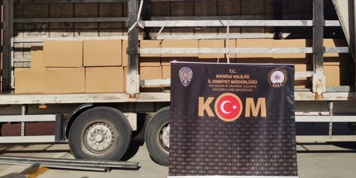 Kamyondan 3 milyon 625 bin adet kaçak sigara çıktı