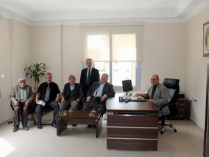 Huzurevi Sakinlerinden Müftülüğe İadeyi Ziyaret
