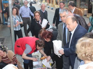Efeler Belediyesi'nin İlk Başkanı Özakcan Lokma Döktürdü