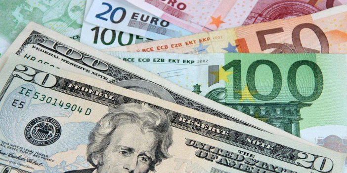 Dolar ve euro TL karşısında yılın en yüksek seviyelerini güncelledi