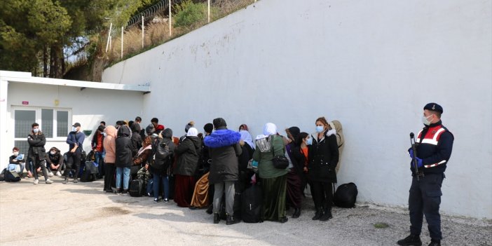 Yasa dışı geçiş hazırlığındaki 120 düzensiz göçmen yakalandı