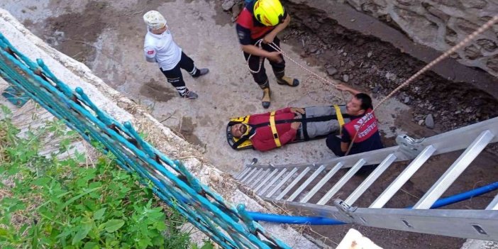 Nazilli'de ilek ağacından dereye düşen adamı itfaiye kurtardı