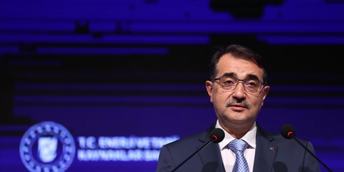 Bakan Dönmez: Enerjide dışa bağımlılığın kilidini kıracak mega projemizde geri sayım devam ediyor