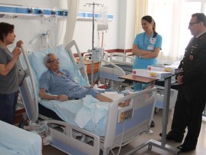 Aydın’da Jandarmadan Hastalara Moral Ziyareti