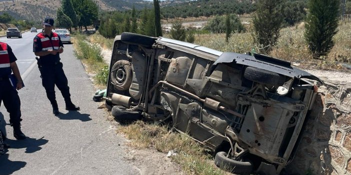 Aydın'da devrilen otomobildeki 6 kişi yaralandı