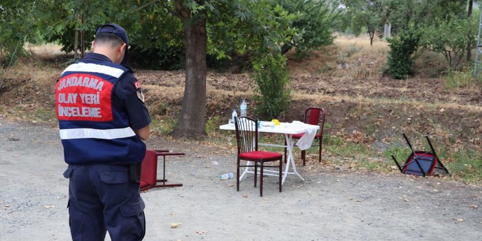 Oğlumu darbettiler dedi! 1 kişiyi öldürdü 3 kişiyi yaraladı