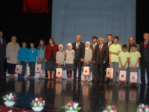 Aydın'da Öğrenciler Dini Bilgileriyle Yarıştı
