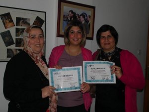 Kuşadası Genç İş Kadınları Derneği Sağlık Semineri Düzenledi