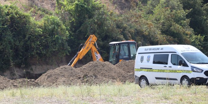 Boş arazide ceset parçaları bulundu