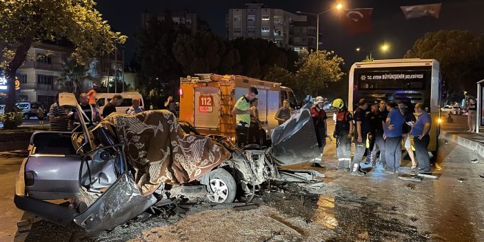 Aydın'da 1 kişinin öldüğü trafik kazası güvenlik kamerasına yansıdı