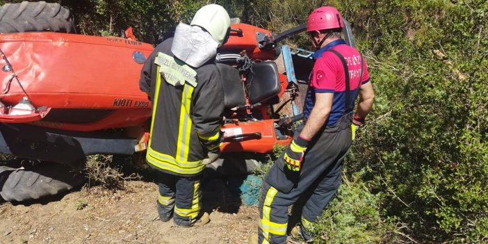 Devrilen traktörün altında kalan 71 yaşındaki sürücü öldü