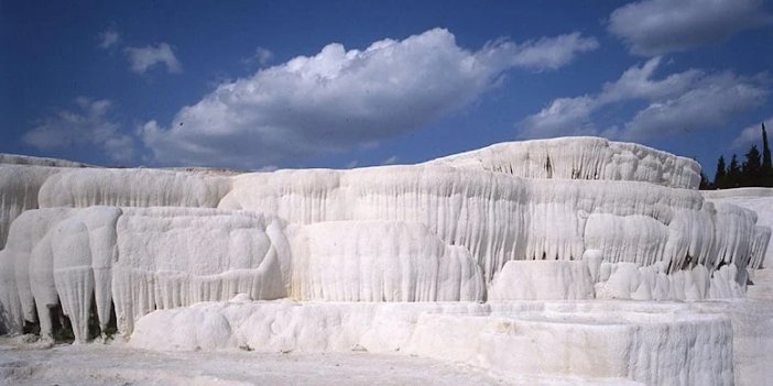 Dünya harikası Pamukkale’yi tehlikeye atacak SİT kararı