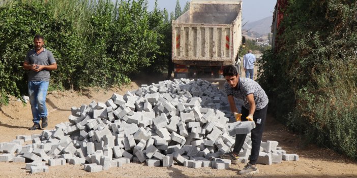 Ekipler sahaya indi... Nazilli'de yollar tamamlanıyor