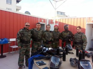 Didim’de Jeoloji Mühendisleri Paintball Etkinliği'nde Stres Attı