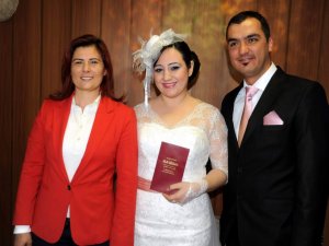 Çerçioğlu, Büyükşehir Başkanı Olarak İlk Nikahını Kıydı