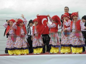 Kuşadası’nda Turizm Şenliği