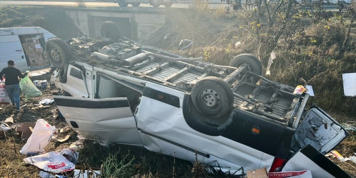 Şarampole devrilen minibüsün sürücüsü yaralandı