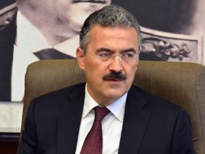 Vali Ayyıldız, Çocukların Bayramı'nı Kutladı