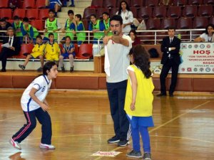 Çocuk Oyunları Şenliği Renkli Görüntülere Sahne Oldu