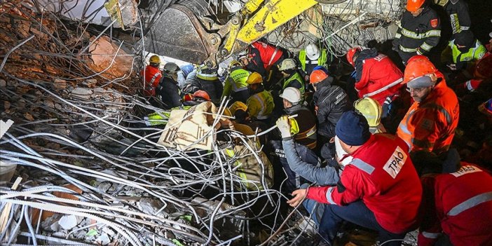 Kahramanmaraş merkezli depremlerde 20 bin 665 kişi hayatını kaybetti