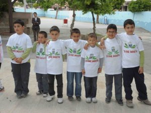 Kuşadası’nda Çevre Dostu Minikler