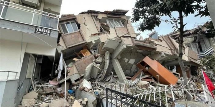 Hatay depremi: Eşya taşımak için hasarlı binaya girmişlerdi, cansız bedenleri çıkarıldı