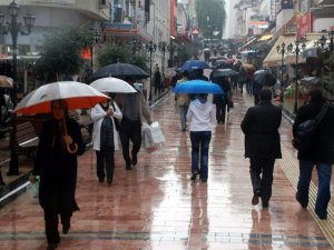 Pazar Günü Yağış Var