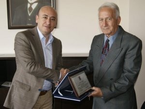 'İncir Norveç’te Yetişseydi; Eczaneden Tane ile Satın Alırdık'
