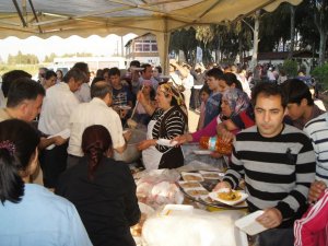 Türkav Hıdırellezi Kızartma Şenliğiyle Kutladı