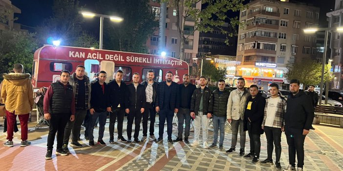 Kırmızı alarm verilmişti! Nazilli’de AK Gençlik’ten Kızılay’a kan bağışı