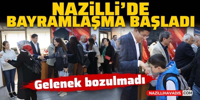 Nazilli'de bayramlaşma geleneği bozulmadı