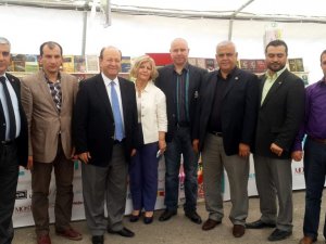 Özakcan, Semerkand Kermesi'ni Ziyaret Etti