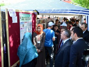 İmam Hatipli Öğrenciler Projeleriyle Göz Doldurdu