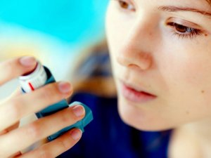 Sigarayı Bırakmak Astım Kontrolünü Kolaylaştırıyor