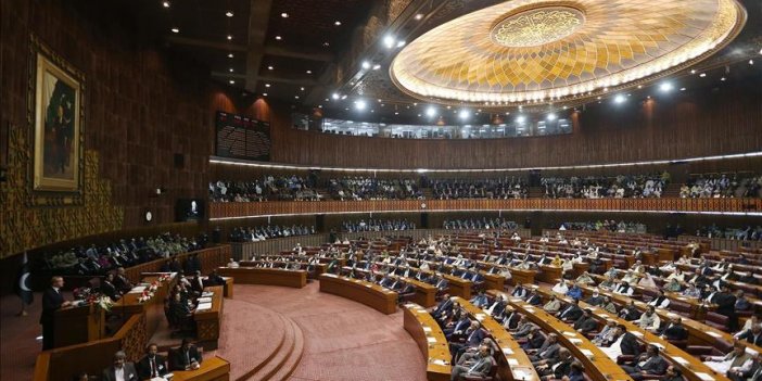 Son Dakika! O ülkede parlamento feshedildi