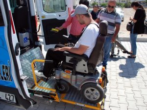 Didim’de Engelliler Aracı Hizmete Girdi