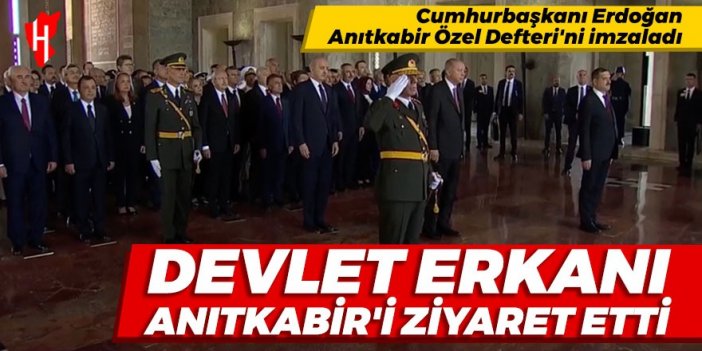 30 Ağustos Zafer Bayramı dolayısıyla devlet erkanı Anıtkabir'i ziyaret etti